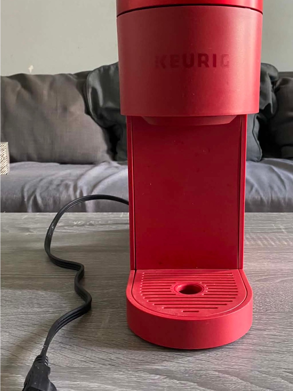 Keurig Compact Single-Serve Coffee Brewer in Red